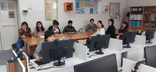 Қазақ тілі мен әдебиеті мұғалімдерінің әдістемелік бірлестігінің кезекті отырысы.